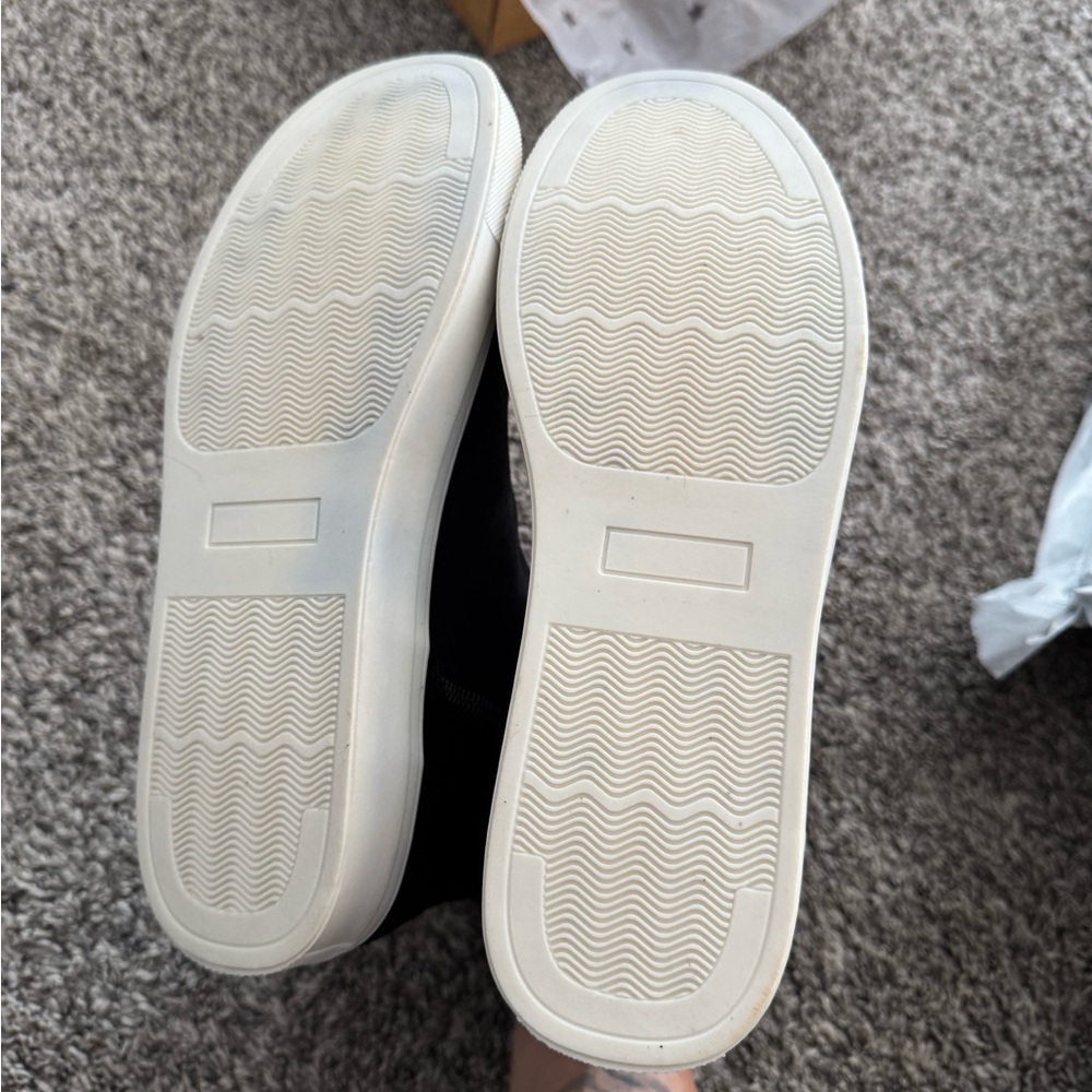 ✨Brand New In Box! Very G Plusher Booties ✨ - Picture 7 of 8